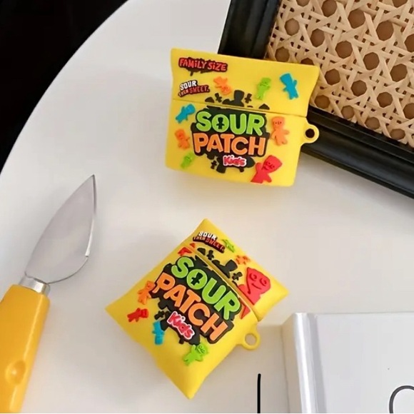 AirPod case - Picture 4 of 4